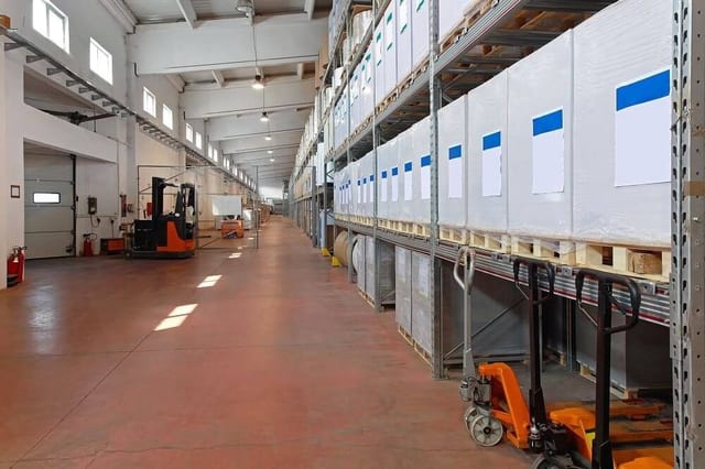 Sealed concrete floor warehouse