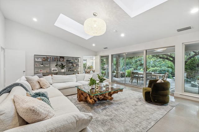 Polished-Concrete-Overlay-Floor-Dallas-Texas7