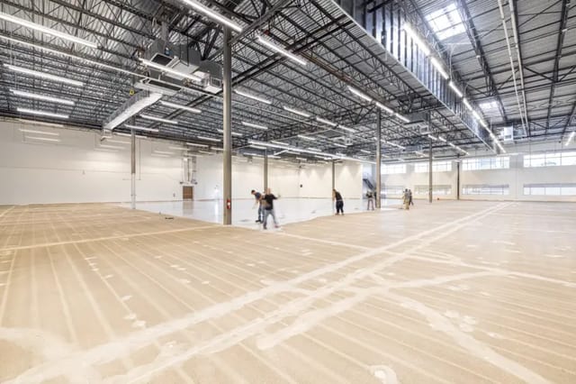 ESD Epoxy Floor Installation 9