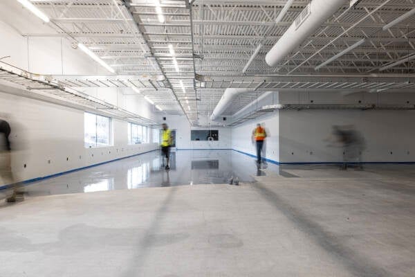 ESD Epoxy Floor Installation