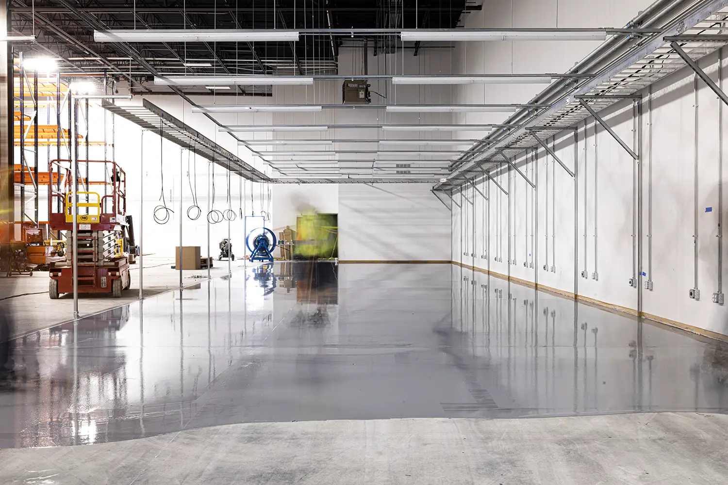 Pros and Cons of Different Types of ESD Flooring